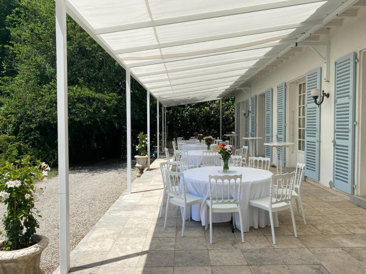 Manoir Et Appartements Avec Piscine Au Domaine De Bize Mirepoix Mirepoix  Exterior photo